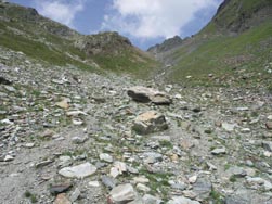 Montée vers le col des Balmettes ; en haut, ça devient un peu raide....