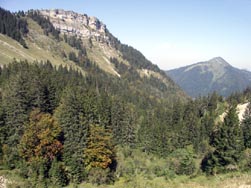 Le roc de l'Arguille et le bec de la Scia, depuis le col des Ayes