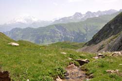 Au pied du grand Rognoux , le Mont-Blanc, l'aiguille du grand Fond, le Roignais et la Pierra Menta
