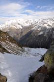 Vue du col de Fenêtre ; vue vers le Mont Blanc et son massif