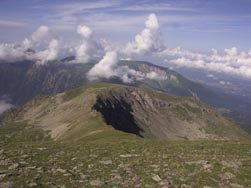 Vue vers le Pas de la Mine et les crêtes de Brouffier