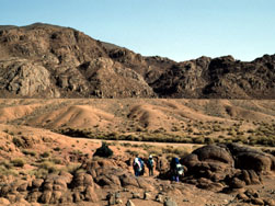 Balade d'échauffement ; massif de granit rose